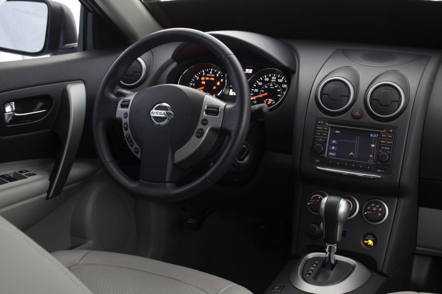  Nissan Rogue 2011 года  (US) (фото 44 из 69)